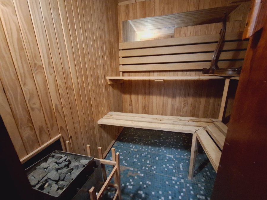 5 Bedroom Property for Sale in Rayton Free State